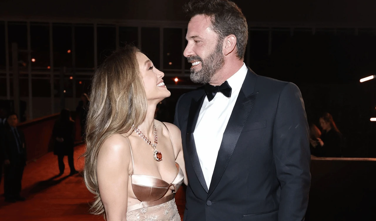 Jennifer Lopez & Ben Affleck Take Their $60M Mansion Off Market